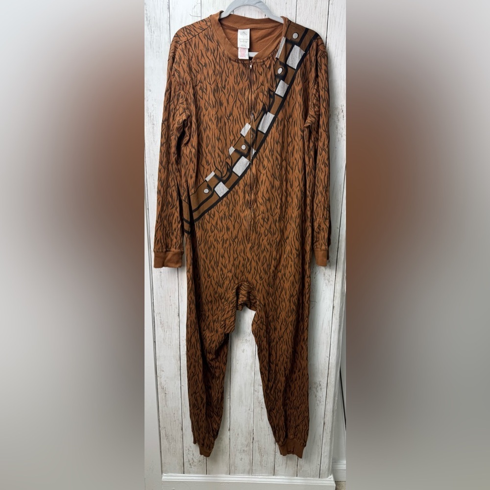 Disney Chewbaca onesie pijama size large